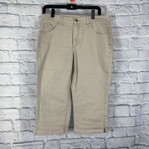 Lee riders mid rise Capri tan sz 12 women